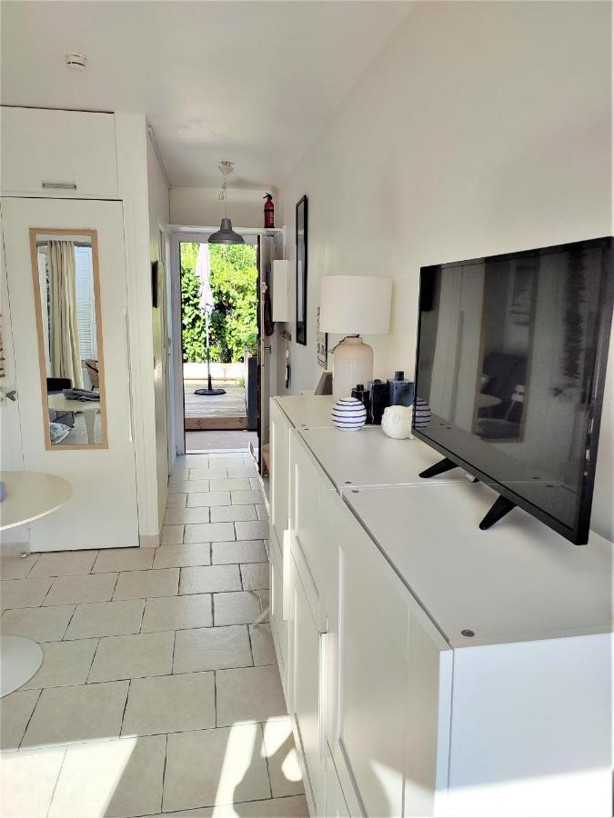 Studio Golfe Juan, Plages, Parking, Climatisation Daire Vallauris Dış mekan fotoğraf